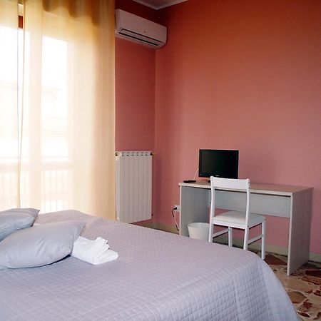 B&B Don Pedro Riposto Phòng bức ảnh