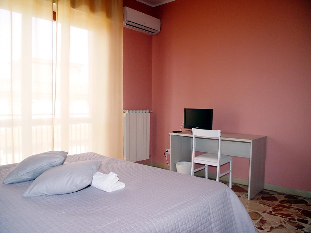 B&B Don Pedro Riposto Phòng bức ảnh