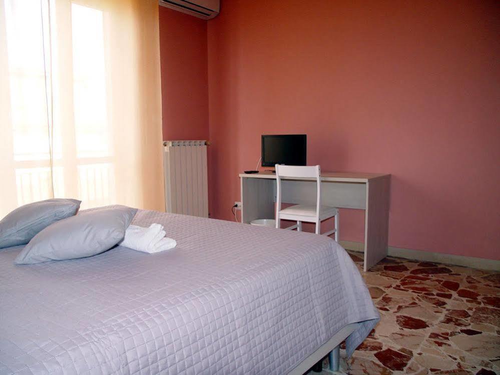B&B Don Pedro Riposto Ngoại thất bức ảnh